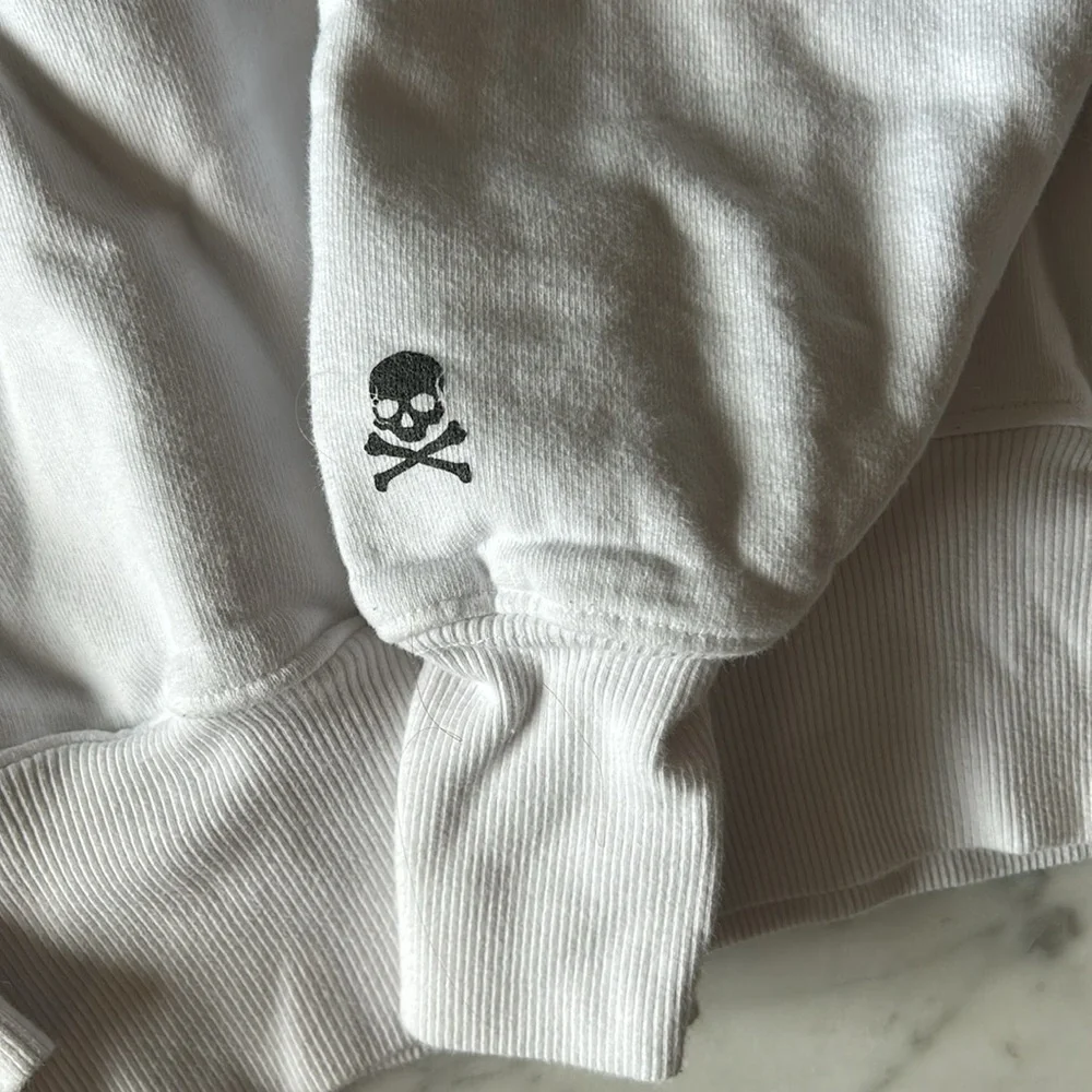Soulcycle white “Bryant Park” sweatshirt size small. - Picture 3 of 5